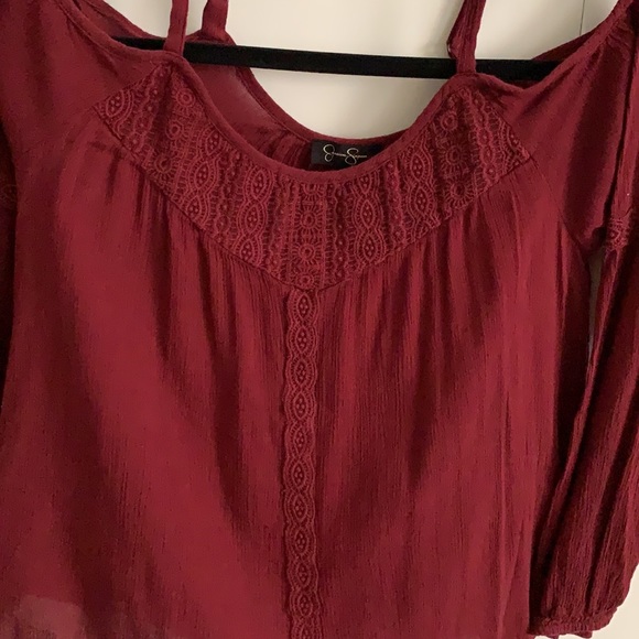 Jessica Simpson off shoulder long sleeve blouse - Picture 2 of 3